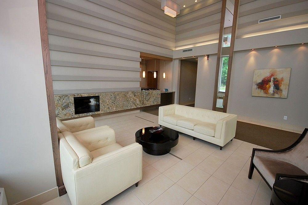 מיסיסאוגה Maplewood Furnished Suites מראה חיצוני תמונה